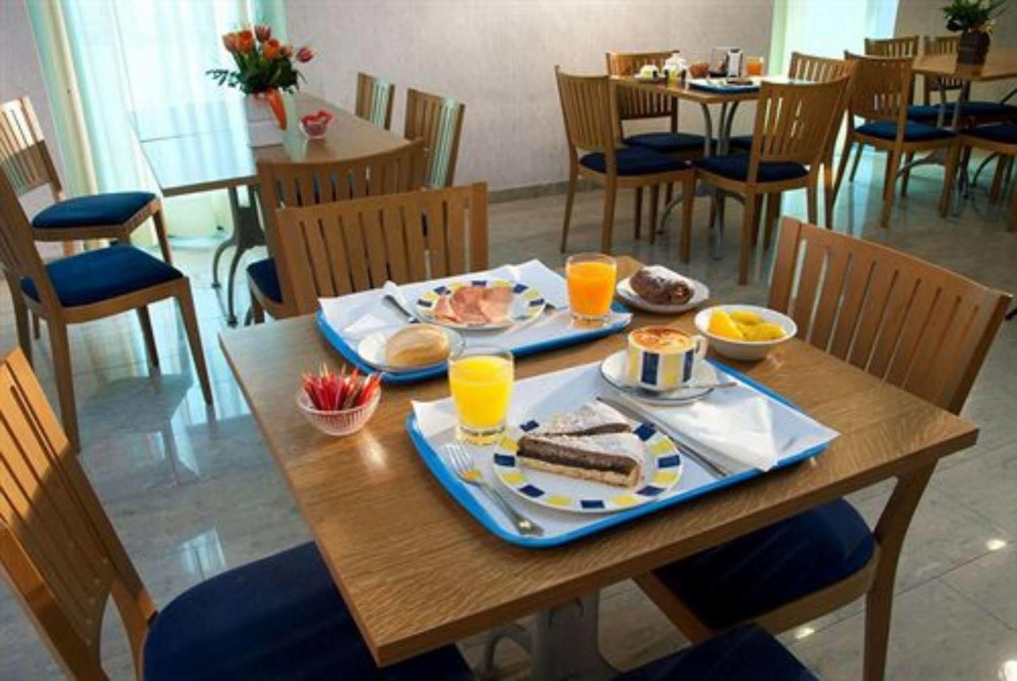 Hotel Mastai سينِغاليا المظهر الخارجي الصورة