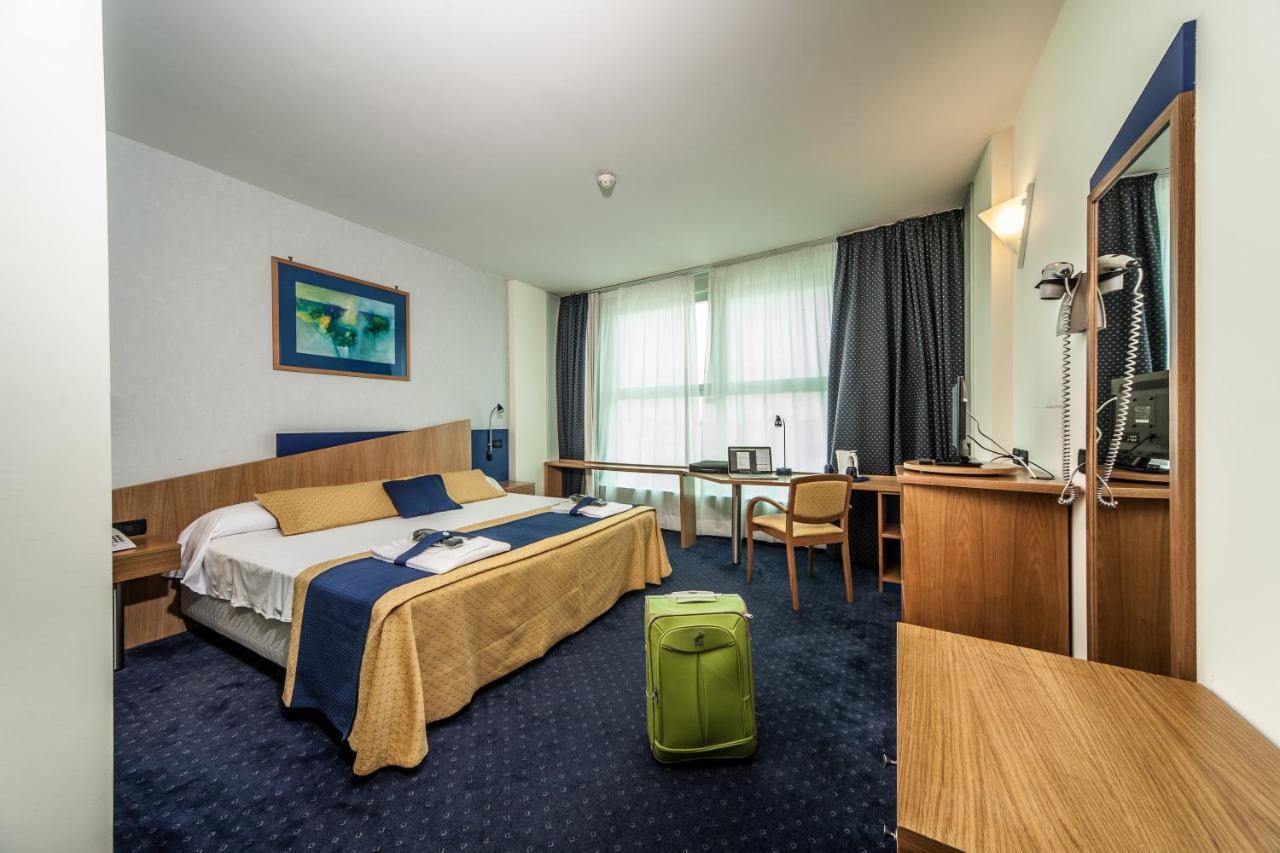 Hotel Mastai سينِغاليا المظهر الخارجي الصورة