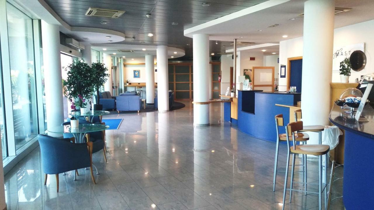Hotel Mastai سينِغاليا المظهر الخارجي الصورة